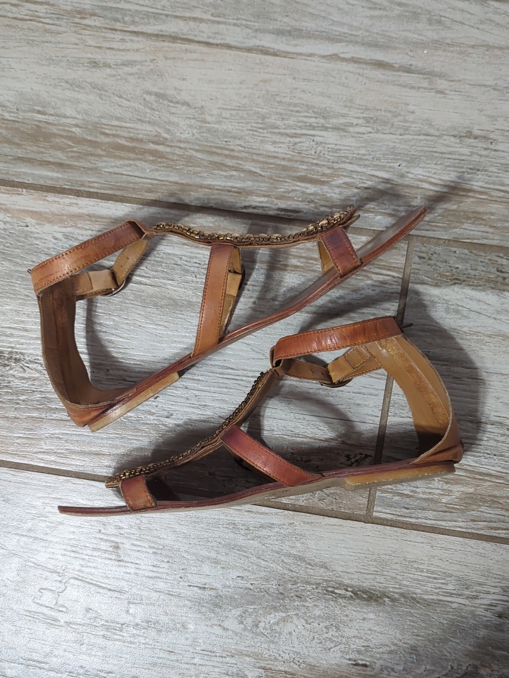 Rocket Dog Vintage Genuine Leather Beaded T-Strap Sandals Size 9 - Picture 4 of 8